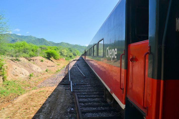 メキシコの鉄道、クエルボ・エクスプレスのイメージ